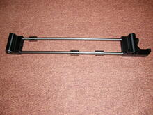 Jediné dvě plastové součástky, které mi zatím nepraskly